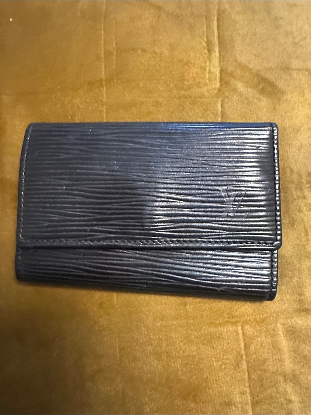 Louis Vuitton Black Epi Leather Key Cles